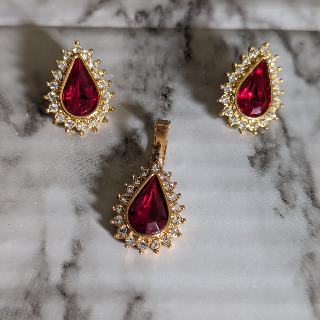 Roman Stamped Ruby And Diamond Gold Tone Pendant And Earring Set 39$